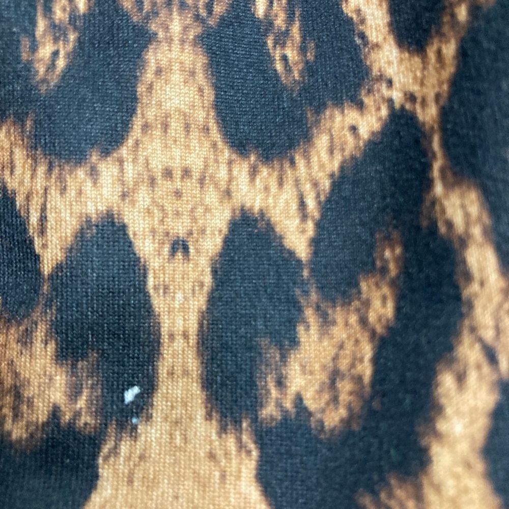 ORIGINAL USA B2B WOMEN’s FASHON  Animal Print Poncho Cape  w/Tassels‎ - Picture 12 of 12